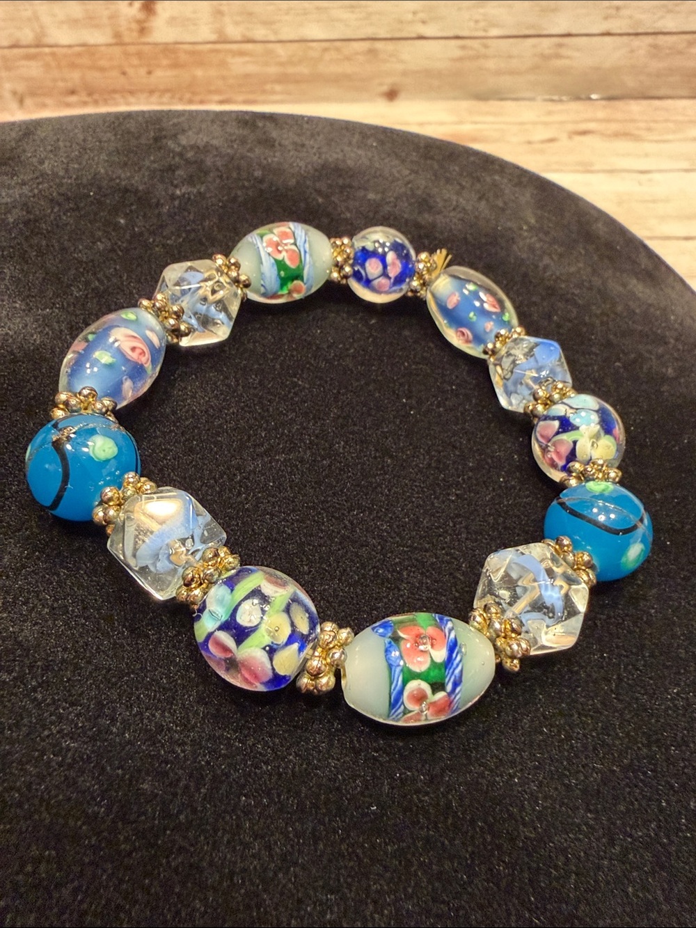 Vintage Handcrafted Blue Floral Glass Bead Stretch Bracelet Murano Glass